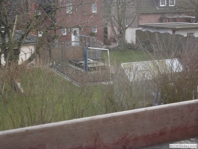 30 In Nachbars Garten