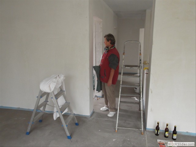 37 Haftgrund streichen