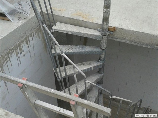 74 eine kleine Ersatz-Treppe